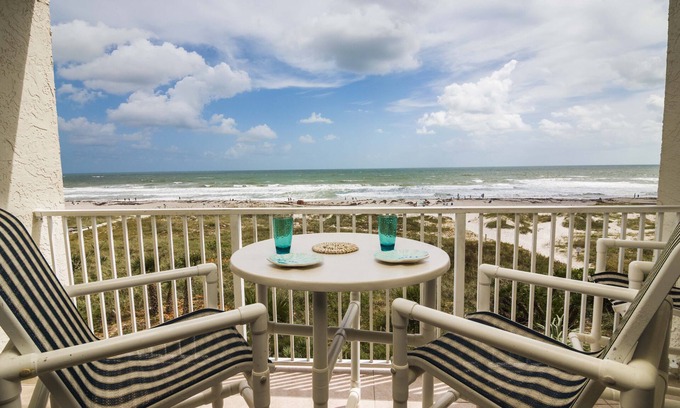 Cocoa Beach Condo | SANDCASTLES DIRECT OCEANFRONT CONDO-BEAUTIFUL CONDO-SUMMER DATES STILL AVAILABLE