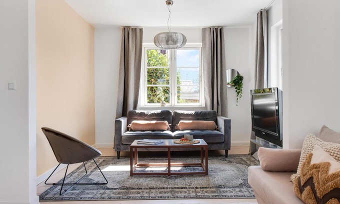Amager Apartment | Sanders Charm - Endearing Two-Bedroom Apartment with Shared Garden