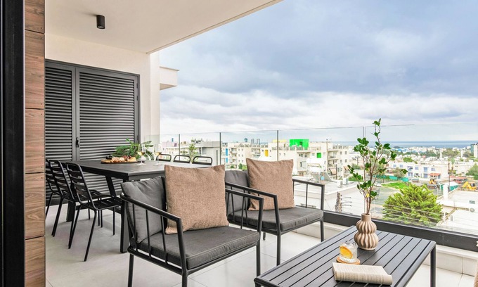 Agios Athanasios Apartment | Sanders Only - Delightful 2-Bdr Apt with Balcony