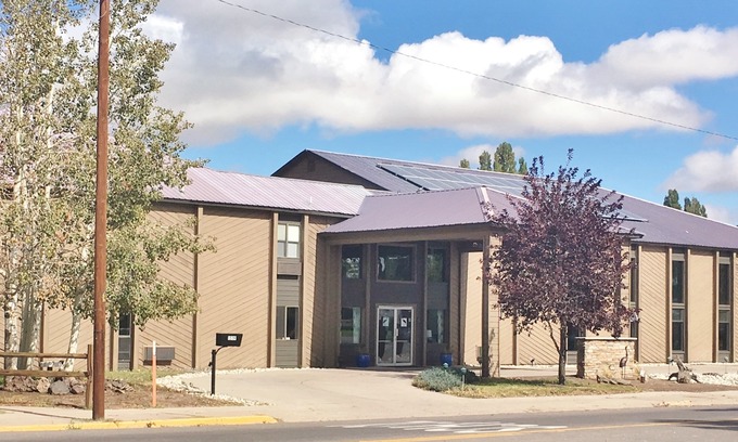 Monte Vista Hotel | Sandhill Inn & Suites