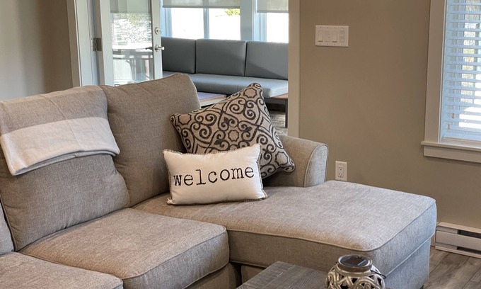 Okanagan-Similkameen House | Sandy Cove Cottage at "The Cottages on Osoyoos Lake"