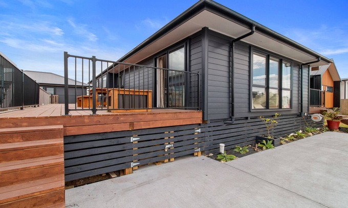 Waihi Beach House | Sandy Shores - Waihi Beach Holiday Home