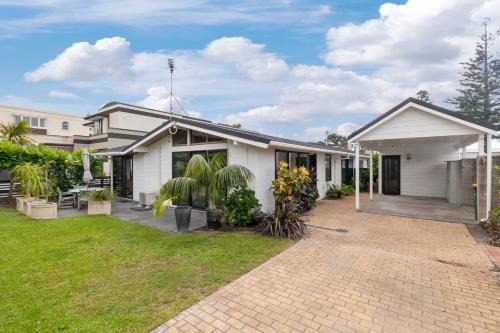 Orewa House | Sandy Toes Holiday Home Orewa