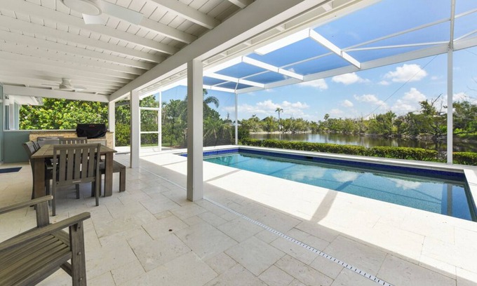 Sanibel House | Sanibel- Completely Redone! 3 Bed/4 Bath Home- Community & Private Beach Access