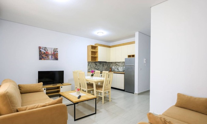 Ishem Apartment | SanPietro Vacation Apartment 043