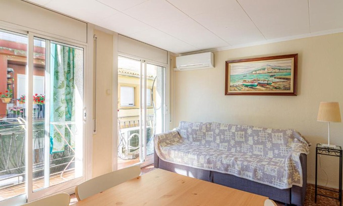 Vilassar de Mar Apartment | Sant Mateu 30 min to Barcelona next beach