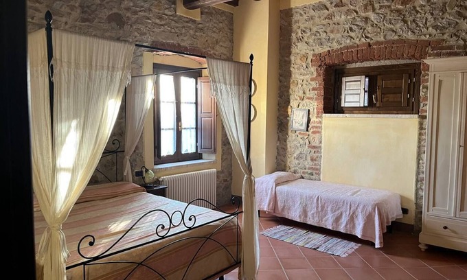 Massa Marittima Apartment | Santa Laura: Il Portico