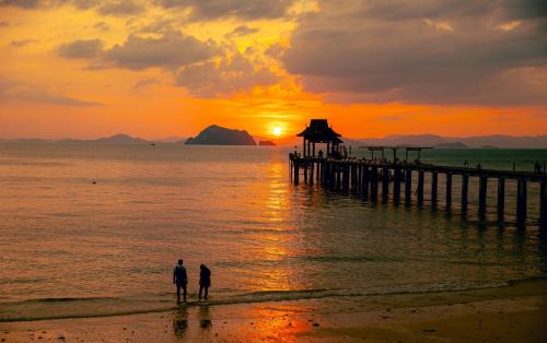 Ko Yao Resort | Santhiya Koh Yao Yai Resort & Spa - Compulsory Join Santhiya Speedboat from-to Ao Po Grand Marina at Phuket