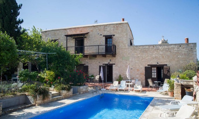 Droushia Apartment | Sappho Manor House