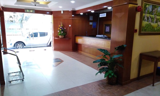 Victoria Hotel | Sara Hotel