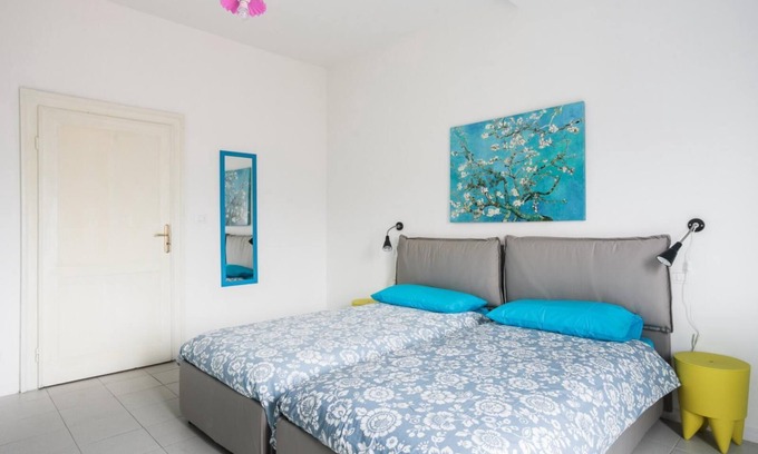 Saragozza-Porto Apartment | Saragozza Apartment 8: Bright and central flat