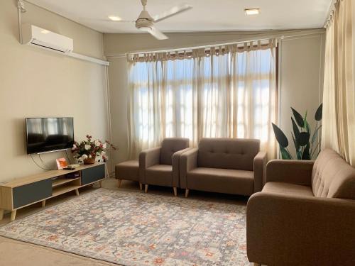 Kampung Nibung Villa | Sarah Guesthouse