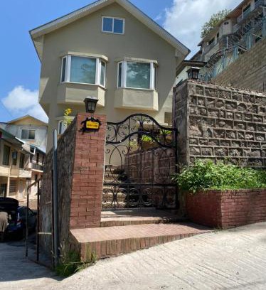 Bhurban Bed & Breakfast | Sarah's Lodge
