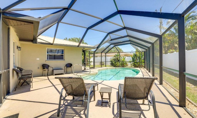 Southgate House | Sarasota House with Private Pool - 4 Mi to Beach!