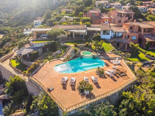 Porto Cervo Villa | Sardinia Family Villas - Villa Carmen with sea view and pool