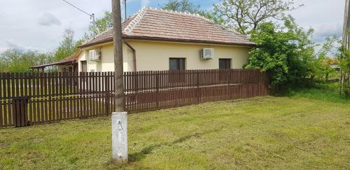 Sarud House | Sarudi vendégház