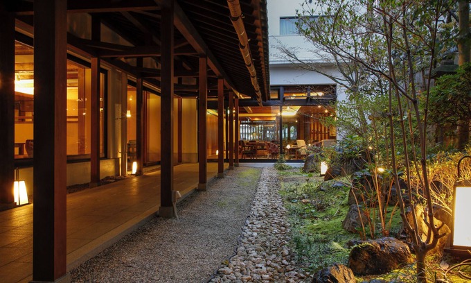 Noborioji House | Sarusawaike Yoshidaya