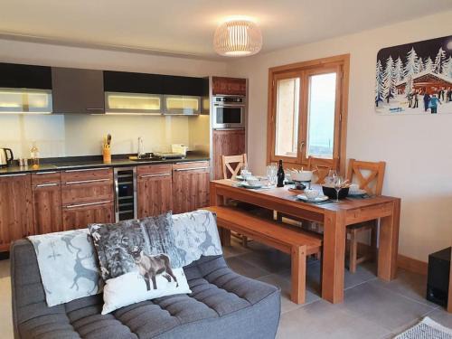 Samoens Apartment | Saskya 5 65m2, 2 bedrooms, next to the ski lift