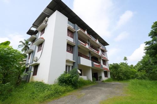 Guruvayur Apartment | Sathya Two Bedroom Apartments with Balcony