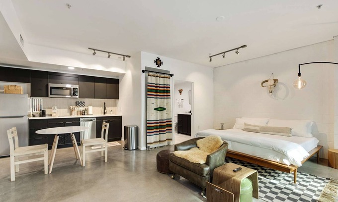 Riverside Apartment | Saturn's Studio Apartment with Pool!