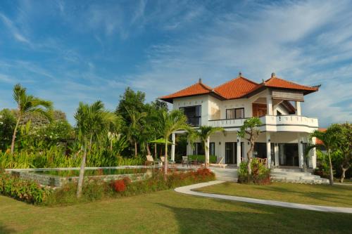 Pemaron Villa | Saujana, Beachvilla with 3 bedrooms