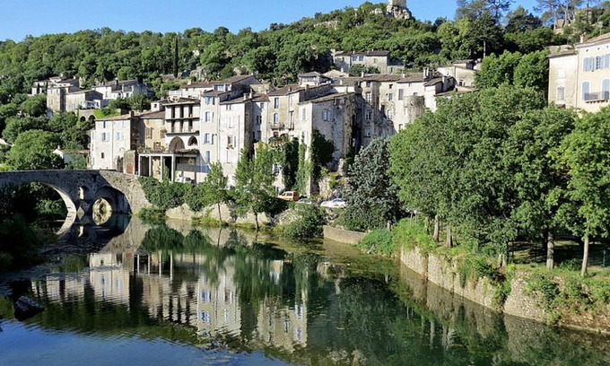 Sauve House | SAUVEURS DE REVES 2 suites indépendantes et un F2 privé dans un hôtel particulier