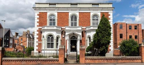 Thorpe Satchville Apartment | SAV Stays Apartments Regent Leicester