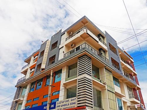 Davanagere Hotel | Savanur Deluxe Lodge