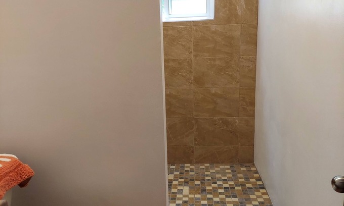Corozal House | Save by Renting 1 of the Bedrooms in a Cozy Home