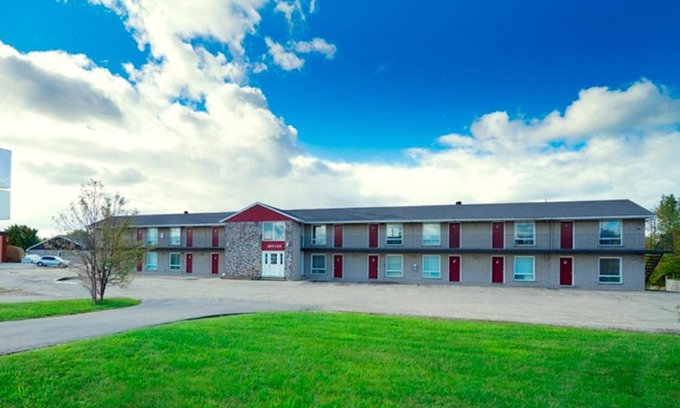 Kincardine Hotel | Save Inn