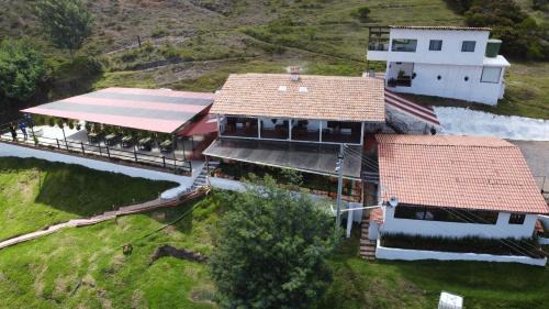 Suesca Hotel | Savieza Life Experience