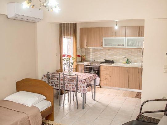 Nea Playia Apartment | SAVVAS