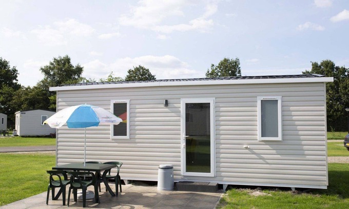 Soerendonk RV Rental | SC Mobile Home 4p - Two Bedroom Camping, Sleeps 4