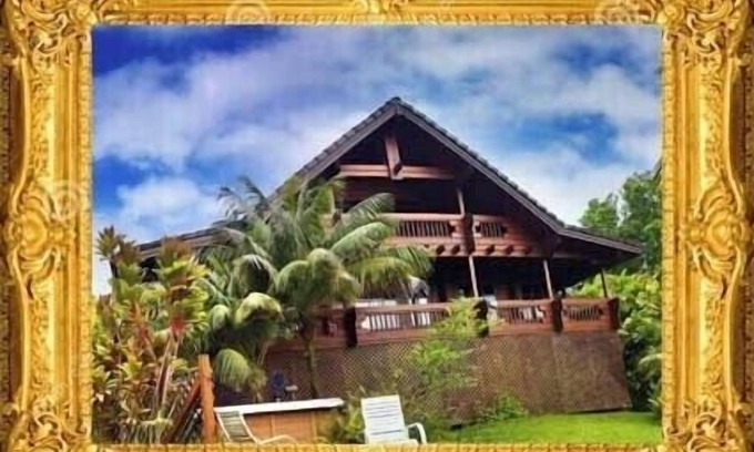 Huelo Ski Chalet | Scandinavian Chalet, Ocean View, Tropical, Entire Home, King, Jacuzzi, Permited