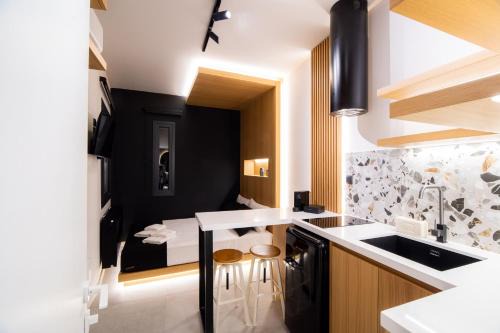 Volos City Centre Apartment | Scandinavian - Le petit Bati