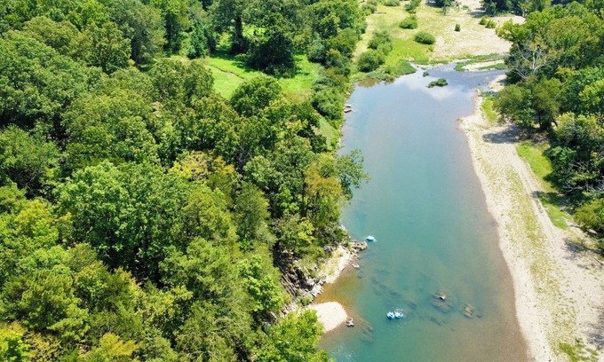 Bonnerdale House | Scenic Caddo River Getaway