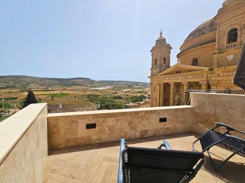 Mgarr House | Scenic Views - A Stylish Getaway in Mgarr