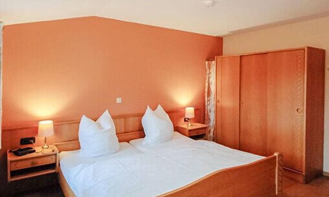 Bad Birnbach Apartment | Schöne 2-Zimmer Fewo mit Balkon für 1-2 Personen