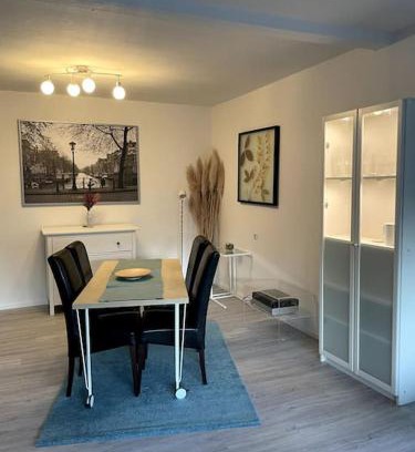 Oldenburg Apartment | Schöne Ferienwohnung in Oldenburg Eversten 70m2, zwei Räume, bis zu 4 Personen