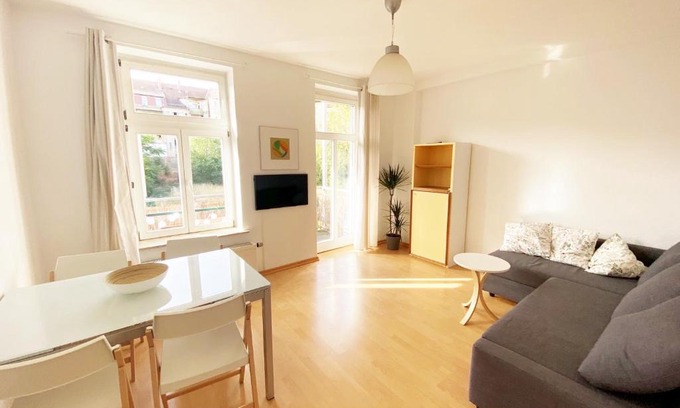 Altlindenau Apartment | Schöne, ruhige Zweiraumwohnung im angesagten Altlindenau