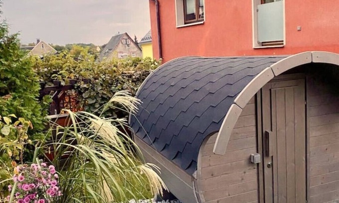Brand-Erbisdorf House | Schöne Wellness-oase mit Pool, Sauna, Terrasse und Kamin für Sie Ganz Privat