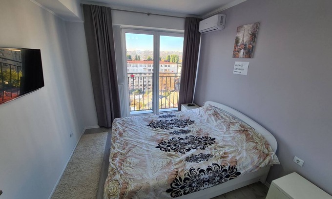 Chisinau Condo | Schöne Wohnung mit Schöner Aussicht auf die Stadt