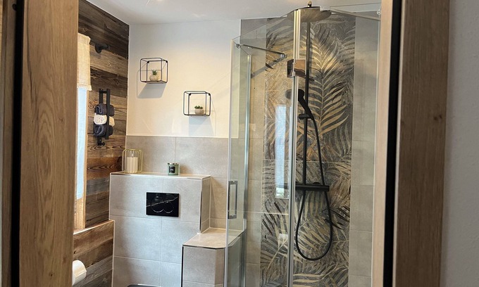 Hengersberg Ski Chalet | Schönes Wellness Chalet für Eine Auszeit im Woid !