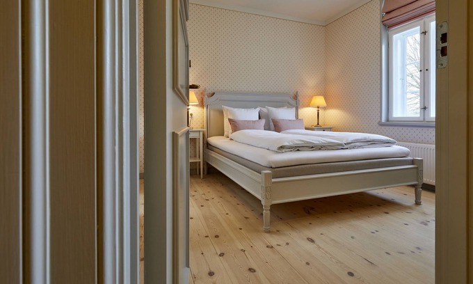 Møgeltønder Hotel | Schackenborg Slotskro