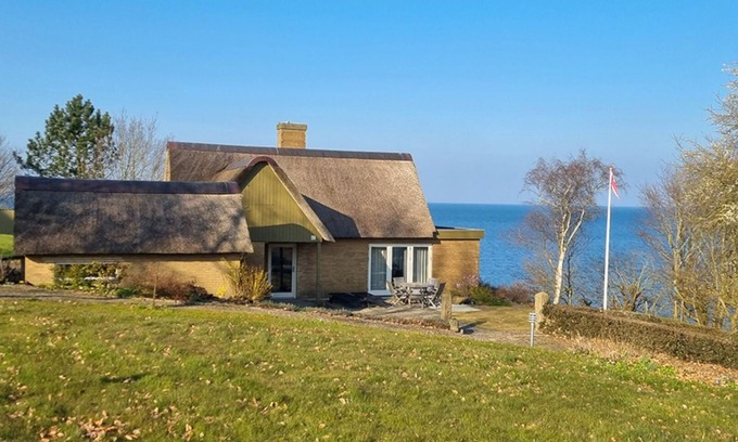 Aabenraa House | Schickes Ferienhaus mit Wunderbaren Meerblick für 6 Personen
