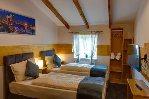 Kaltenkirchen Hotel | SchlafHütte