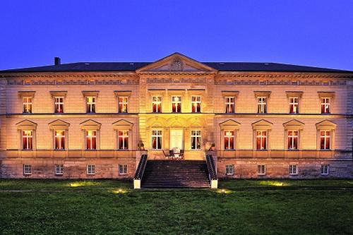 Bobitz House | Schlossurlaub nahe Ostsee und Tressower See, cleaning included