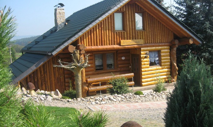 Zaulsdorf House | Schneewittchenhütte- Holzblockbohlen Holiday house with fireplace and sauna in the Vogtland