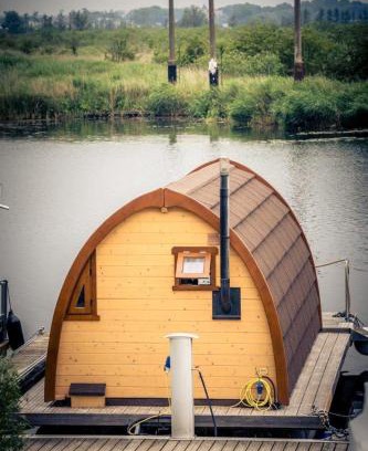 Anklam Other | Schwimmpod an der Peene