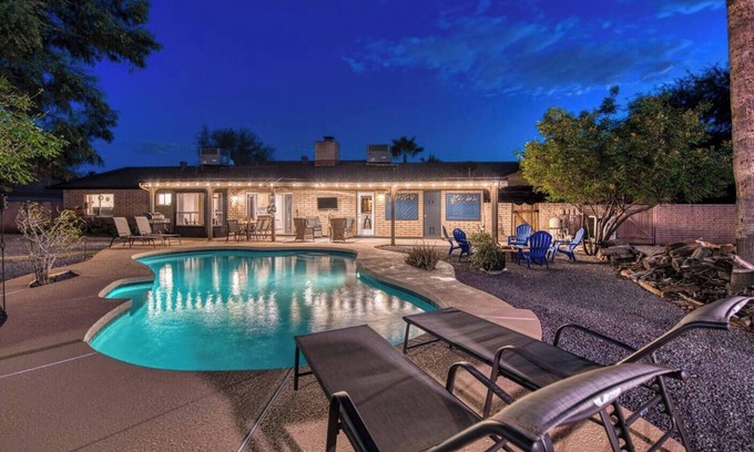 Shea North Estates House | Scottsdale FREE Heated Pool & Private Pickle Ball